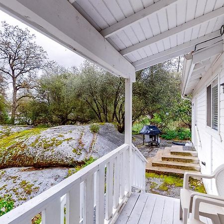 Pine Place Oakhurst Exterior foto